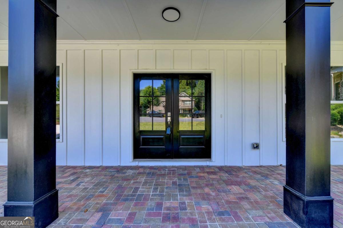 9135 Fox Trail Ln — photo