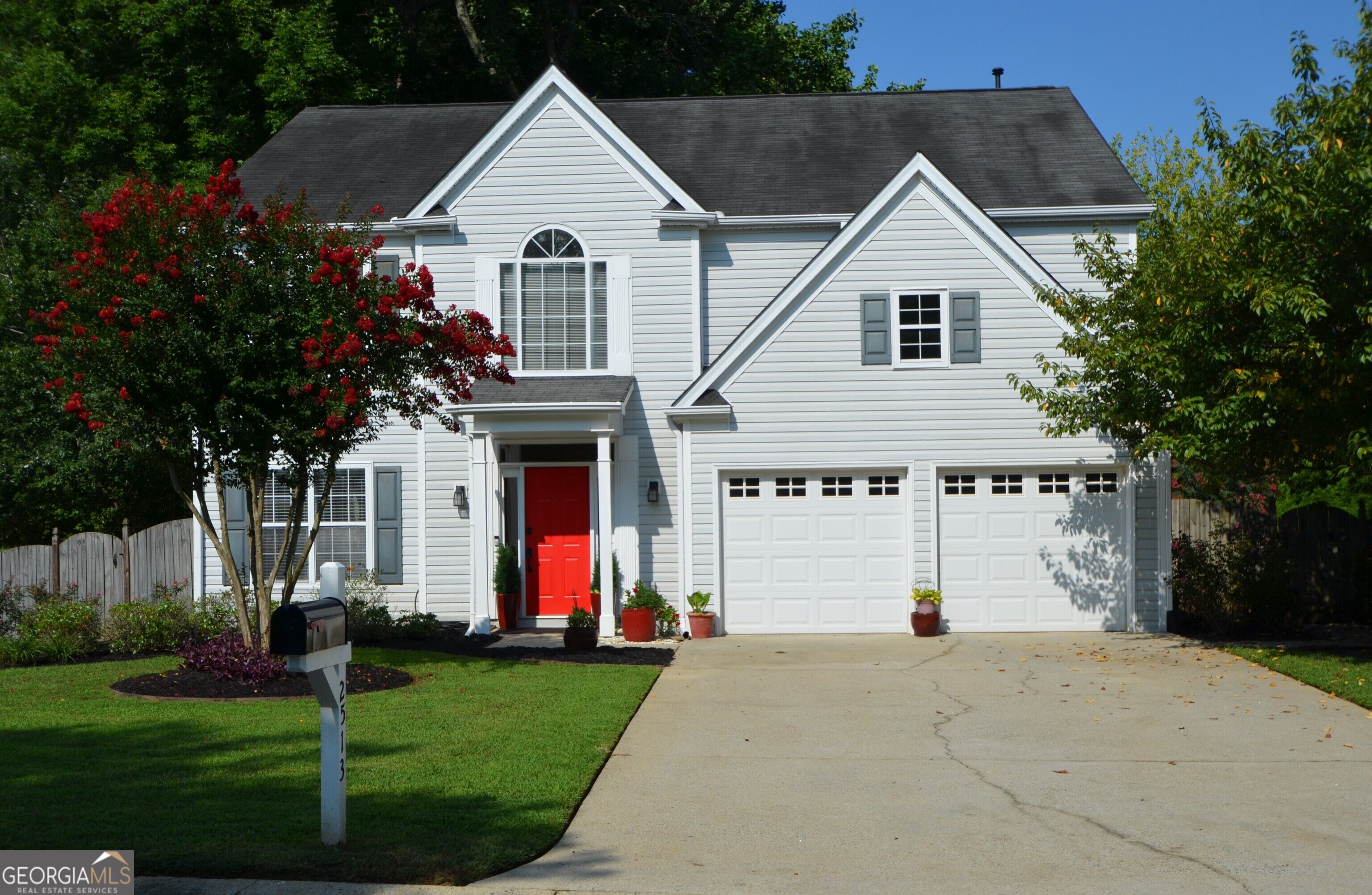 2513 Baysridge Dr NW — photo