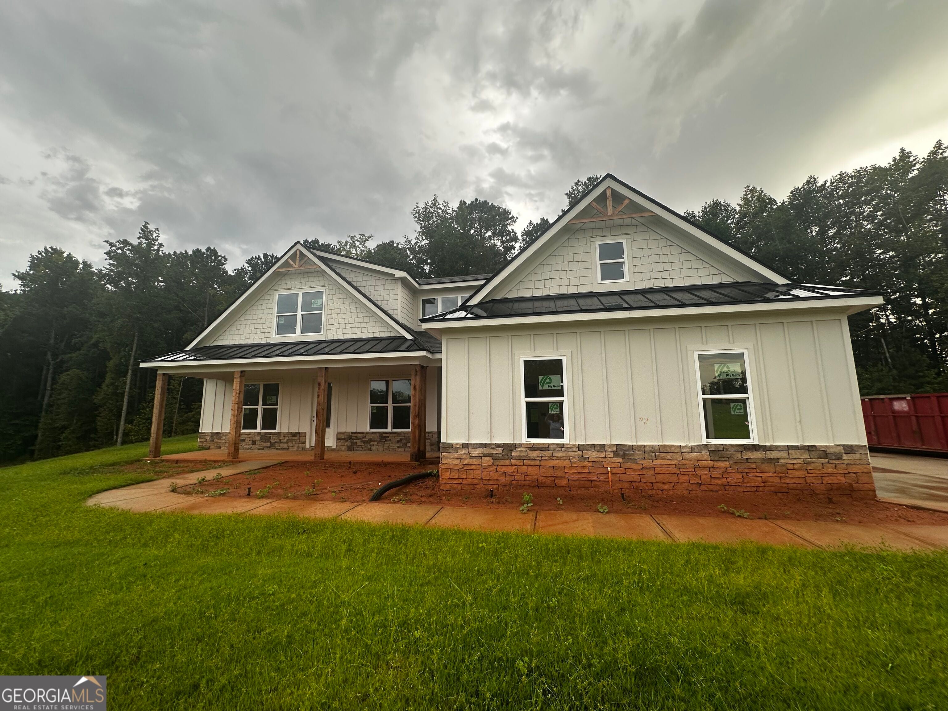 261 Water Oak Dr — photo