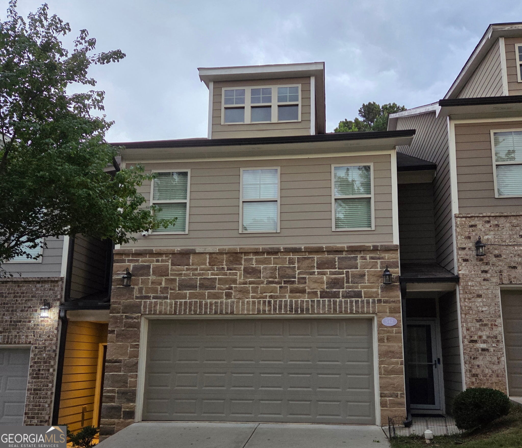 542 Monticello Blvd SE — photo