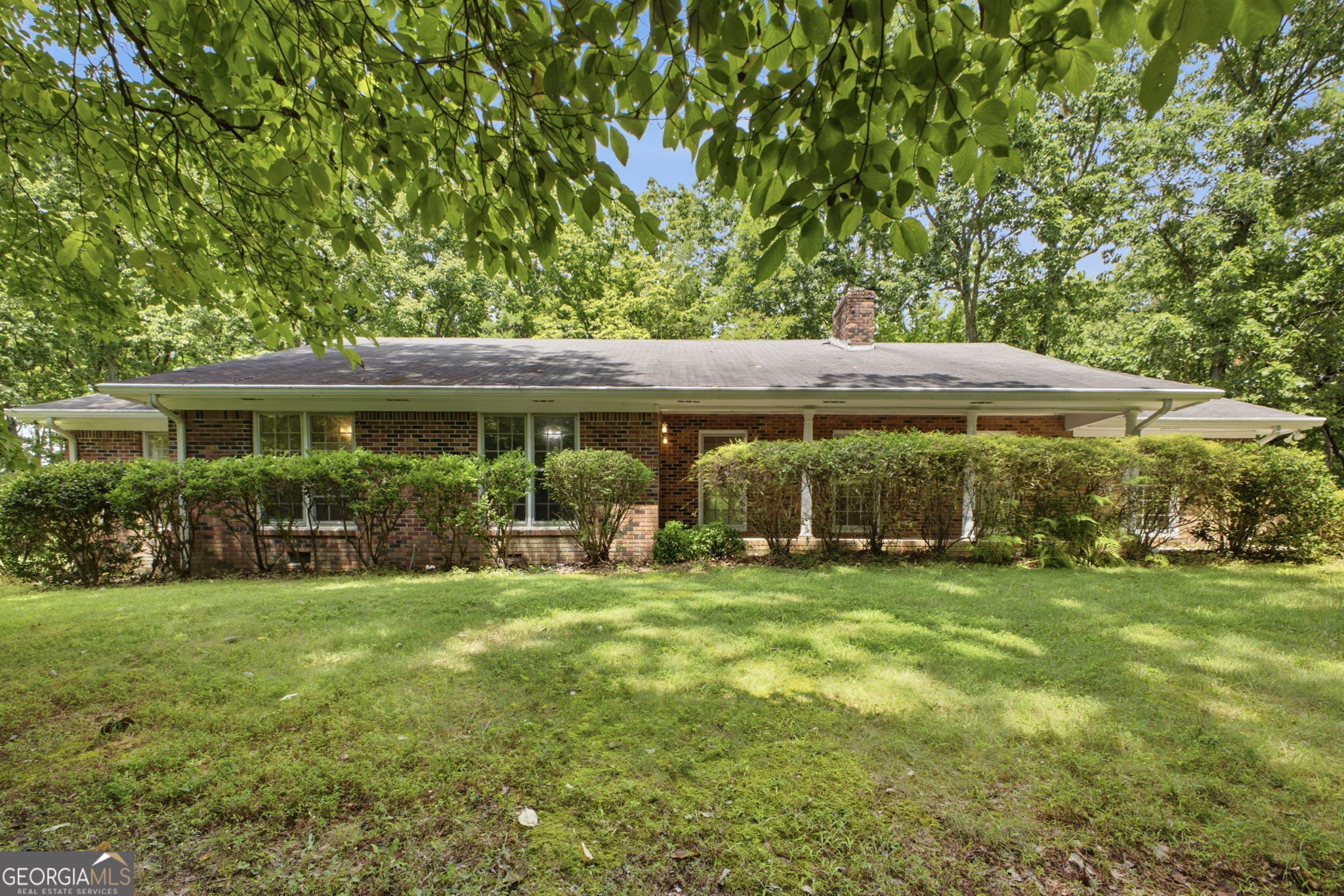 571 Frontier Cir — photo