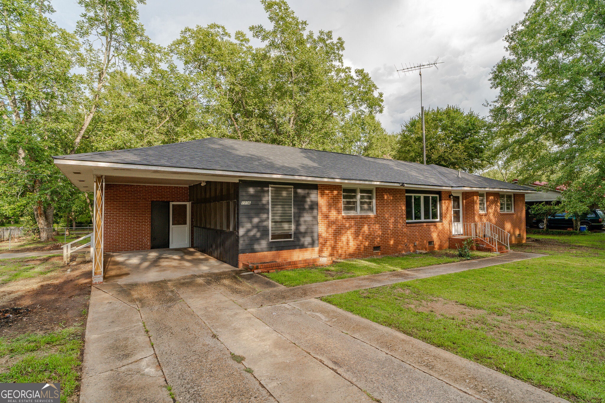 1106 Knoxville St — photo
