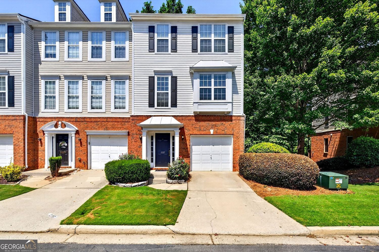3327 Lathenview Ct — photo