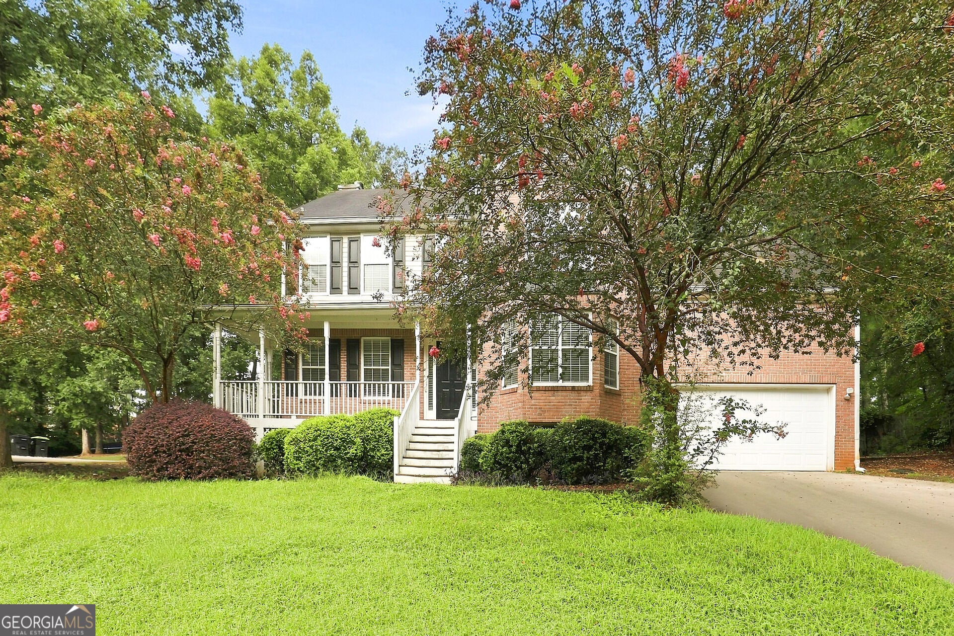 133 Crown Oaks Dr — photo