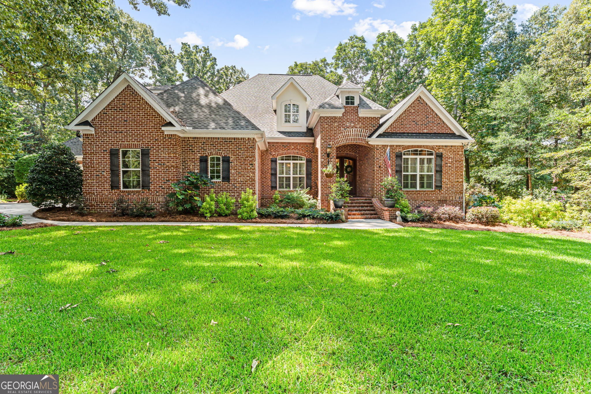 216 Sansbury Trl — photo