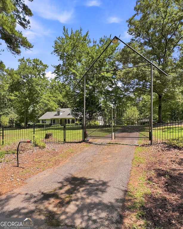 160 Caldwell Rd — photo