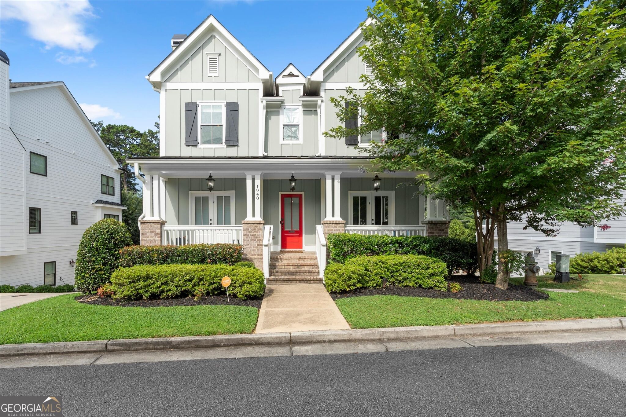 1940 Park Chase Ln NE — photo