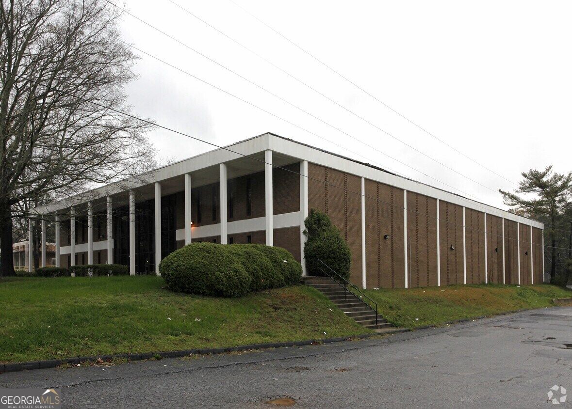 2288 Fairburn Road SW, Atlanta, GA 30331 — photo 3
