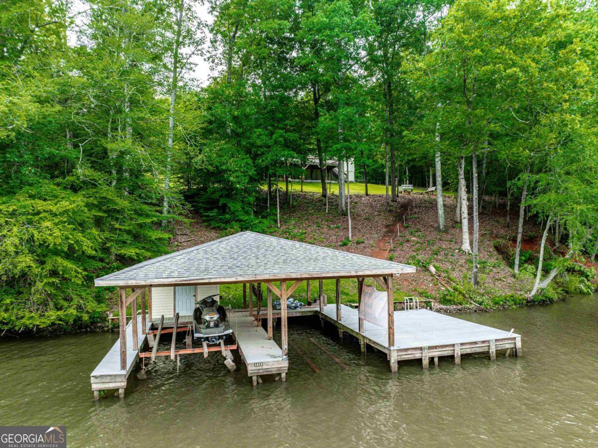 736 Susan Davis Rd — photo