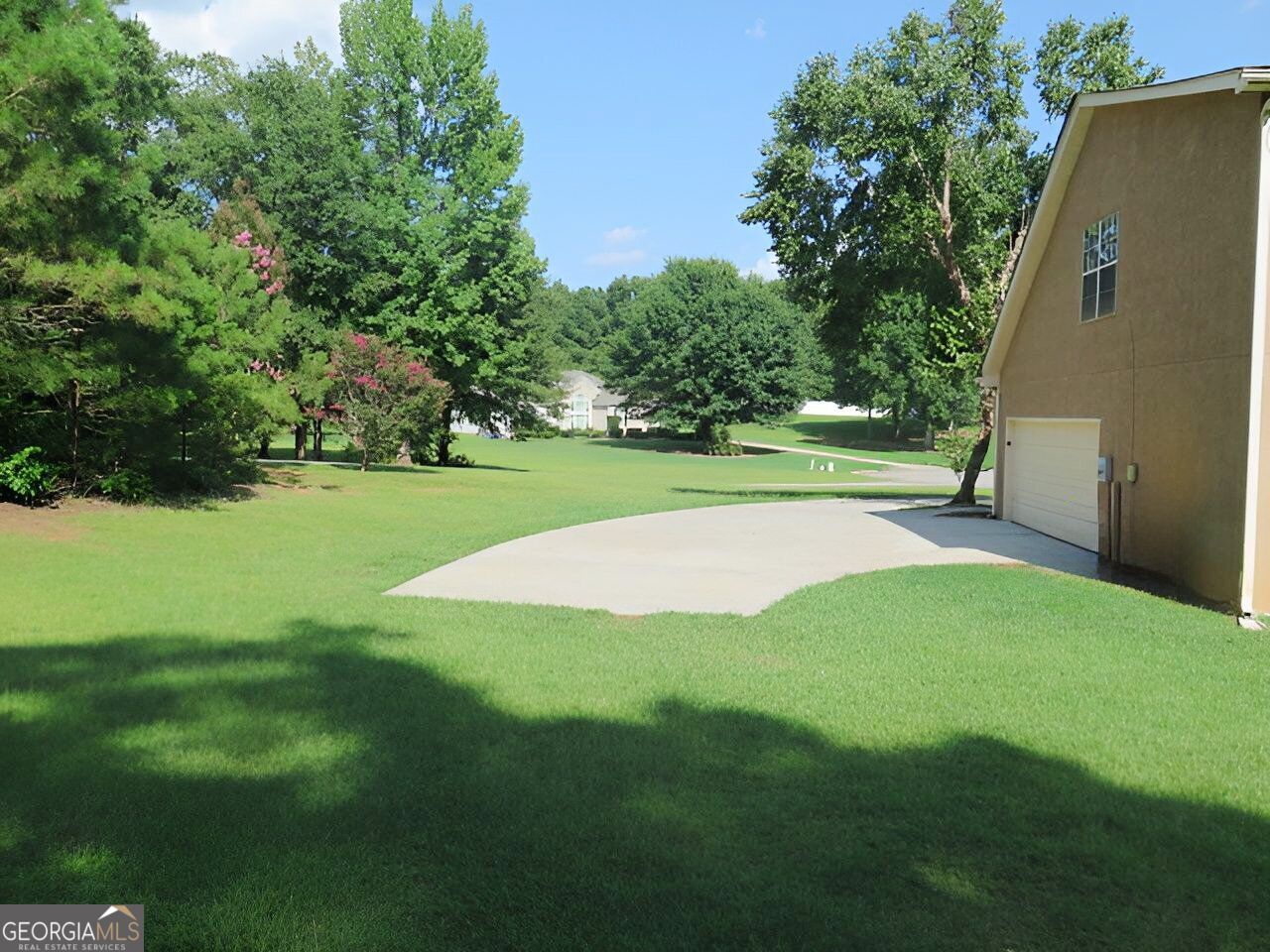 Home in Fairburn, GA 30213 — photo 3