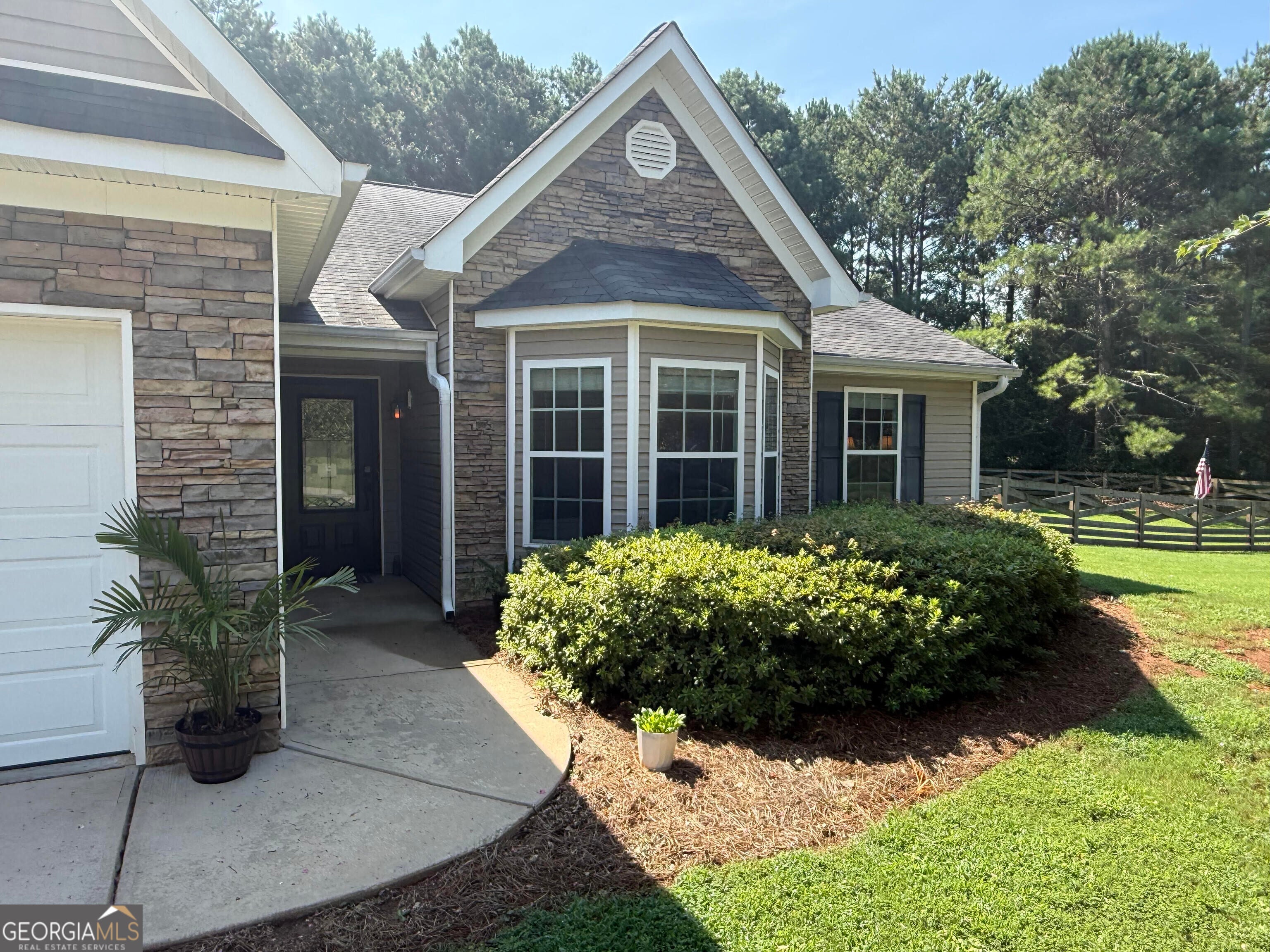 108 Wortham Dr — photo