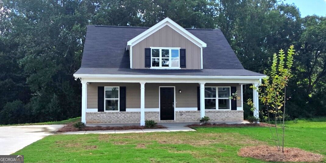 70 Charlotte Dr — photo