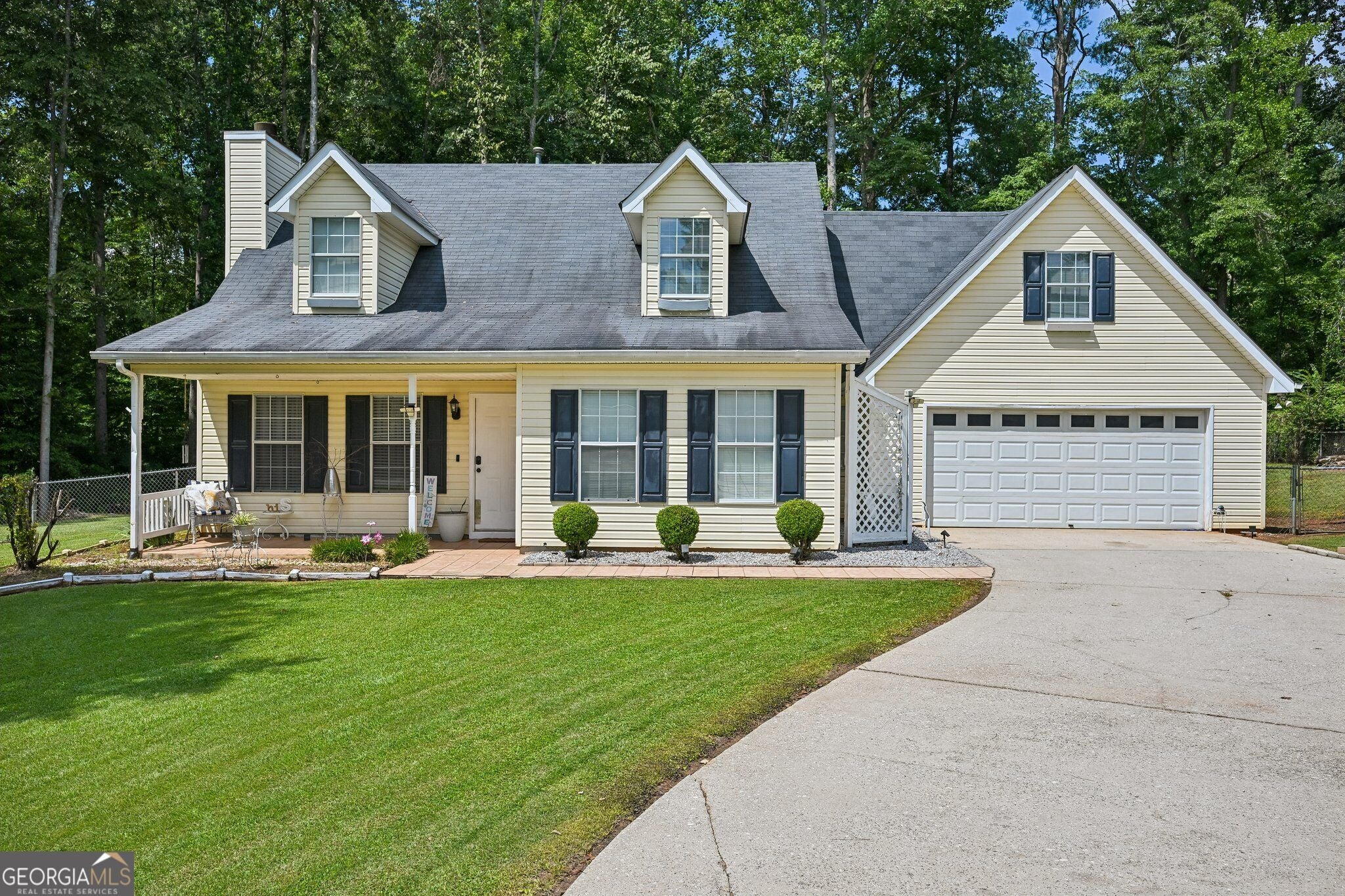 135 Creekview Dr — photo