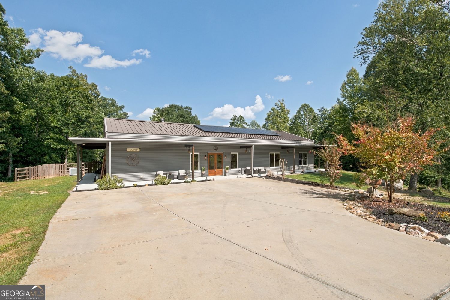 1411 Williams Rd — photo
