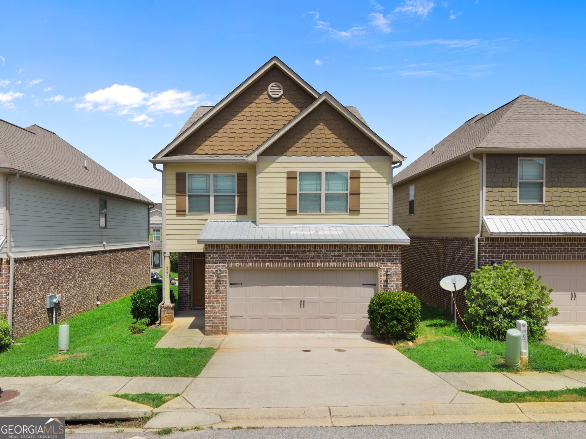 1240 Faye Ct — photo