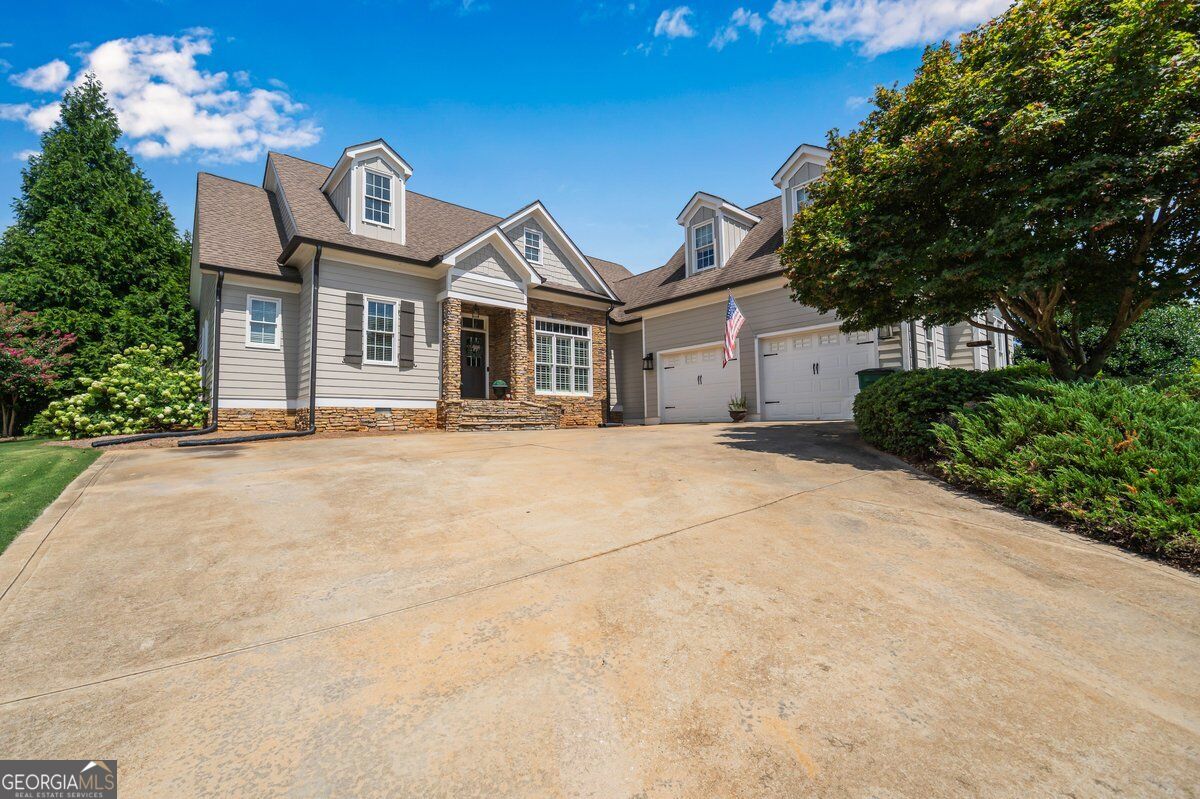 1001 Devon Dr — photo