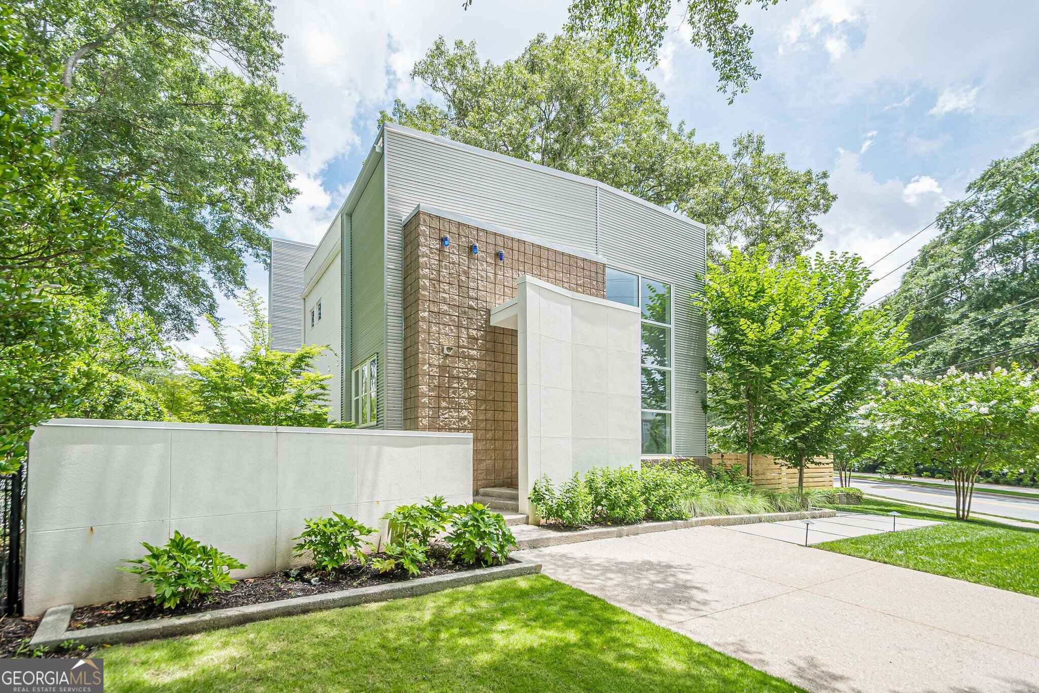 2269 Briarwood Hills Dr NE — photo