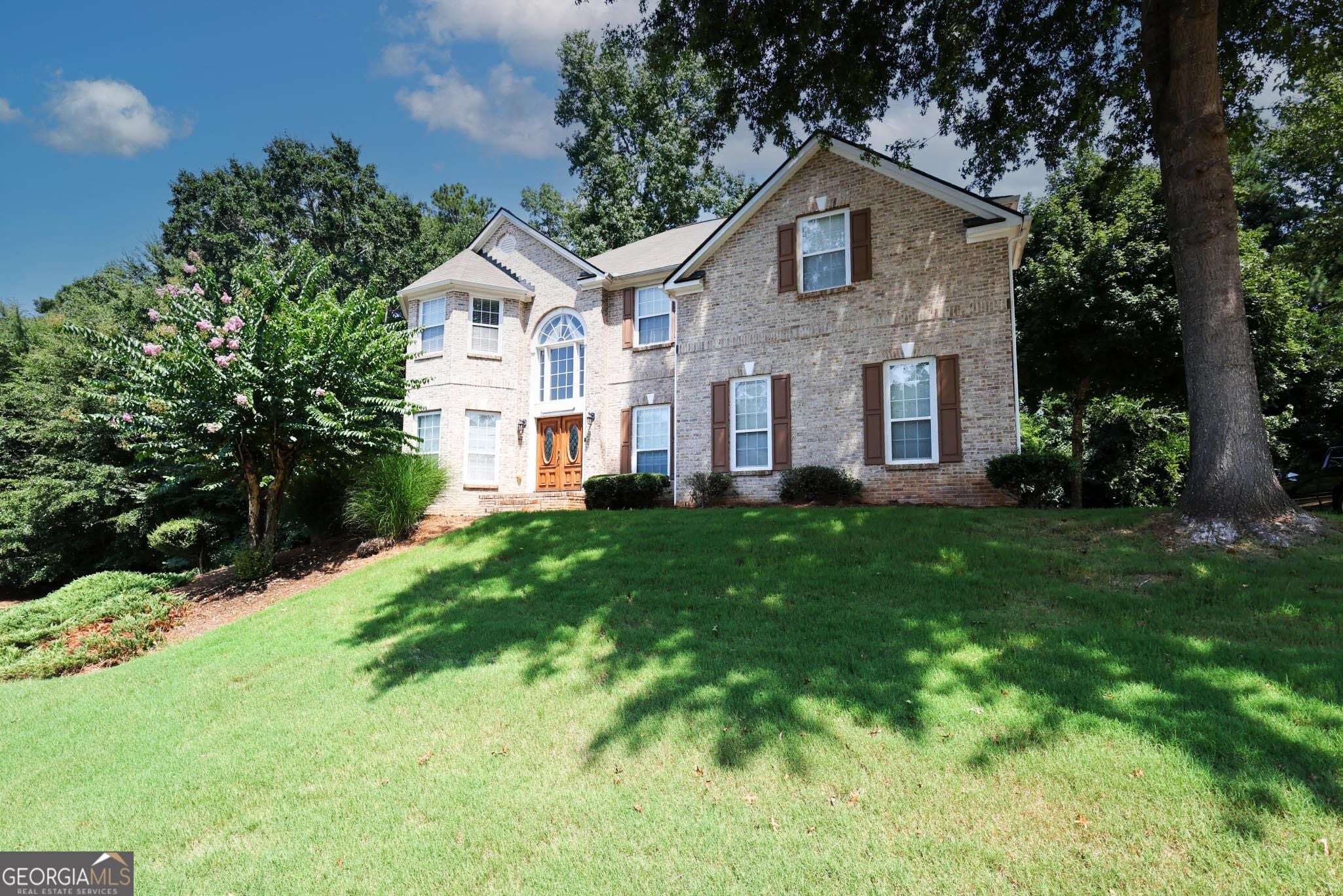 1105 Fountain Crest Dr — photo