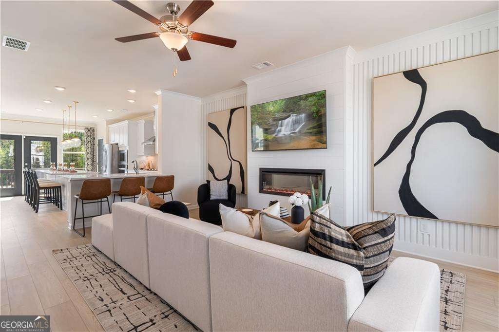 2802 Daybreak Ln — photo