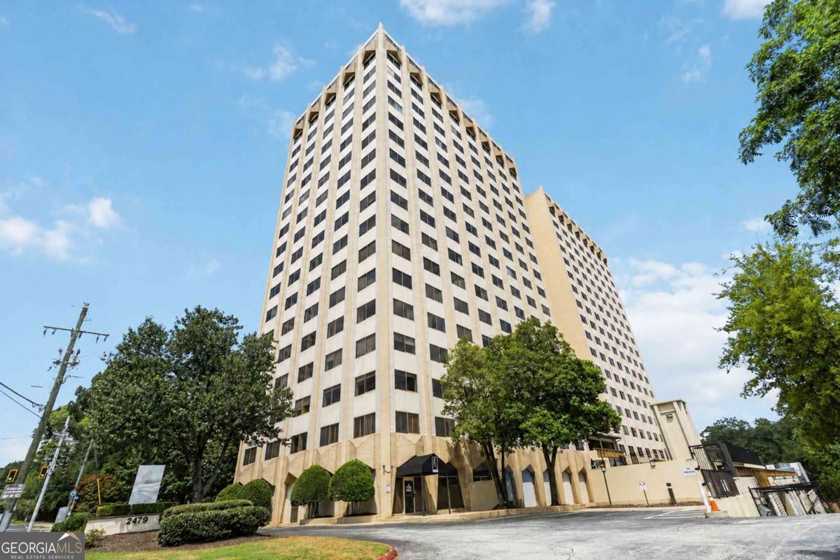 2479 Peachtree Rd NE 1708 — photo