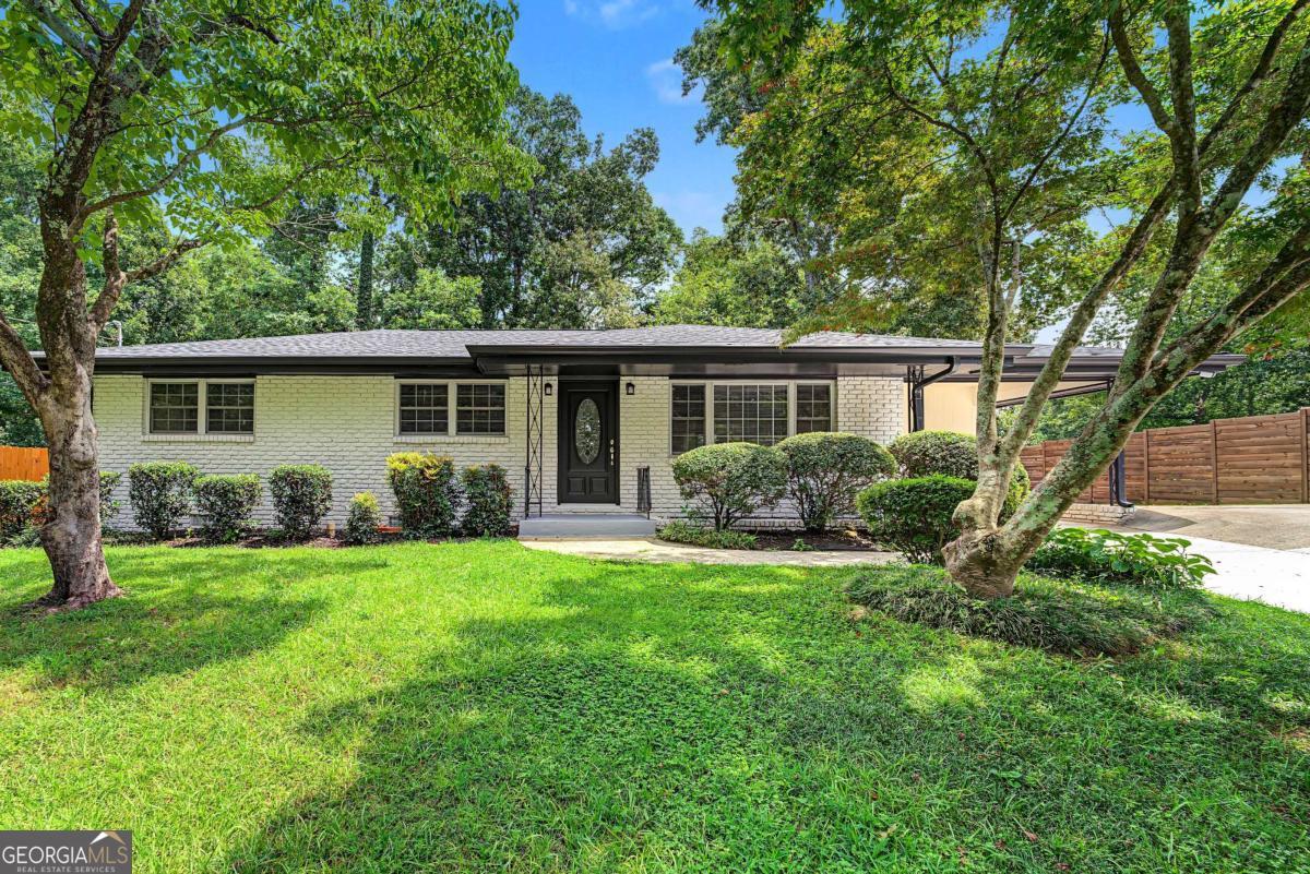3971 Honeysuckle Dr — photo