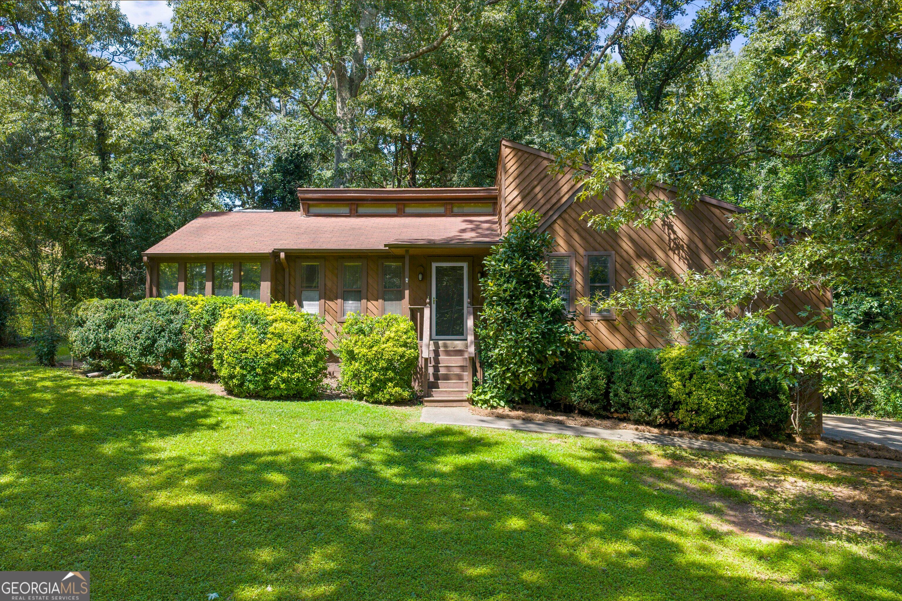 2656 Royal Oak Ct — photo