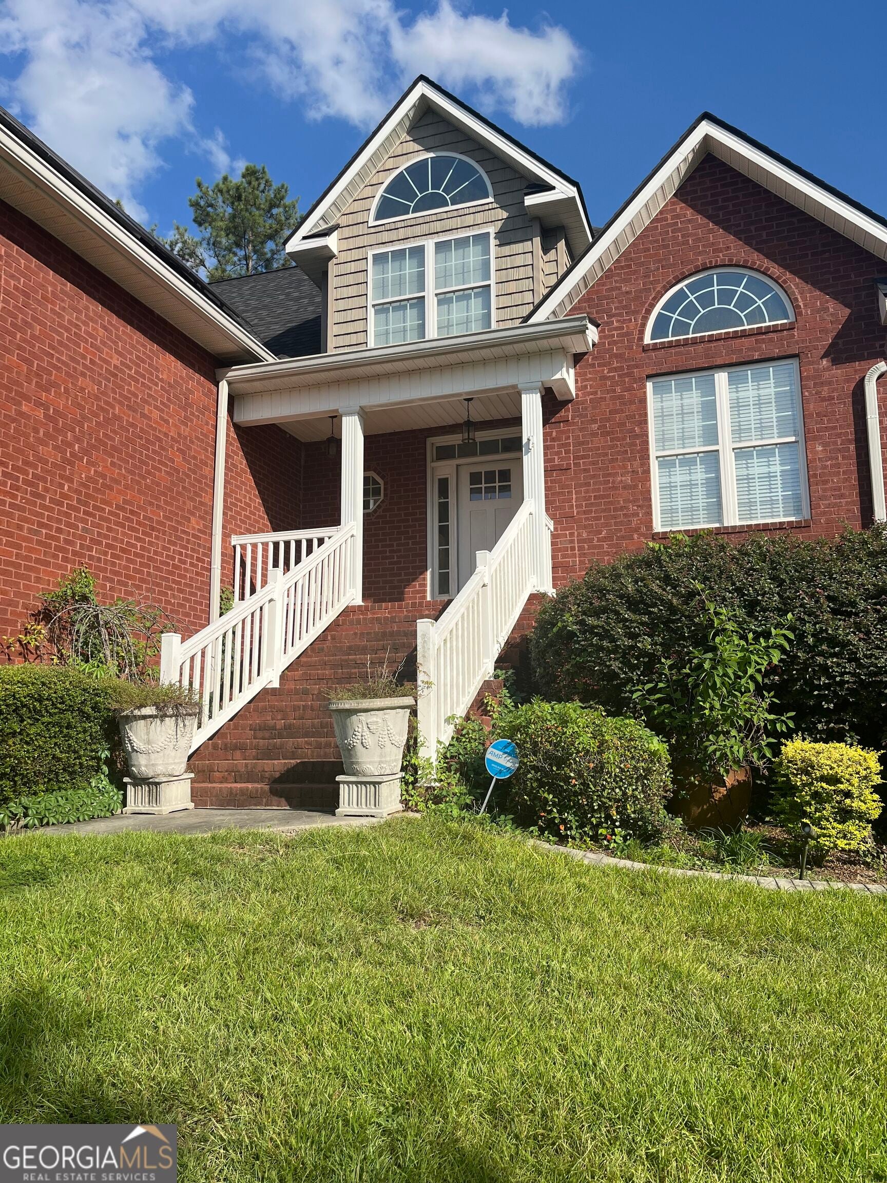 153 McClain Cir — photo