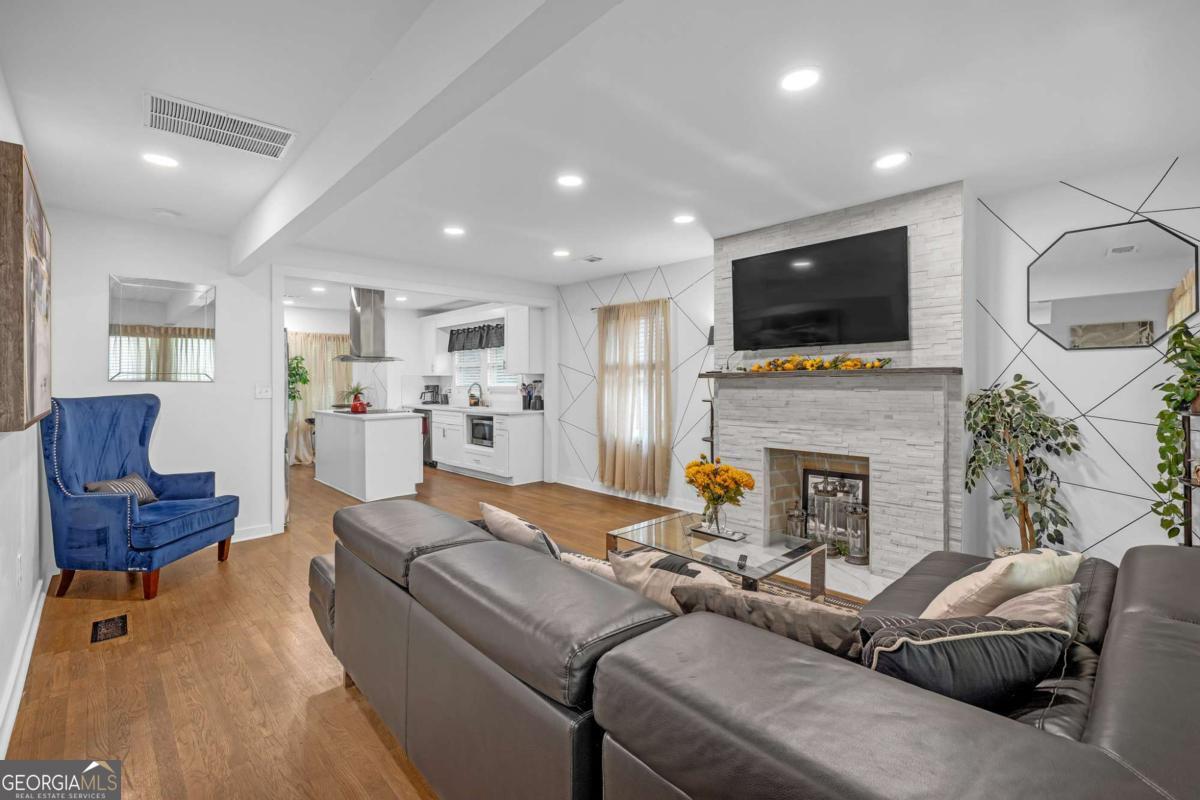 94 Chappell Road SW, Atlanta, GA 30314 — photo 3