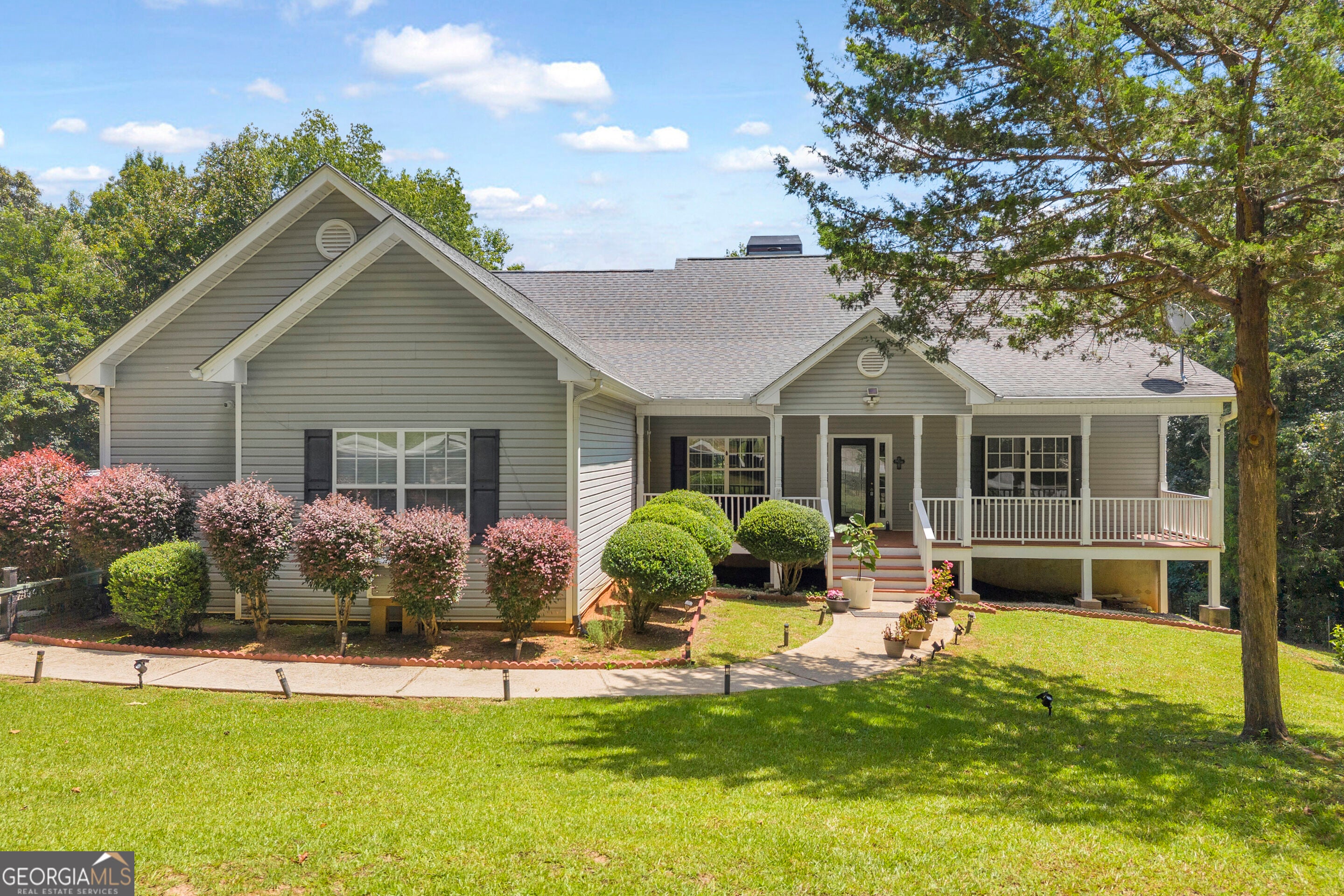 166 Sullivan Dr — photo