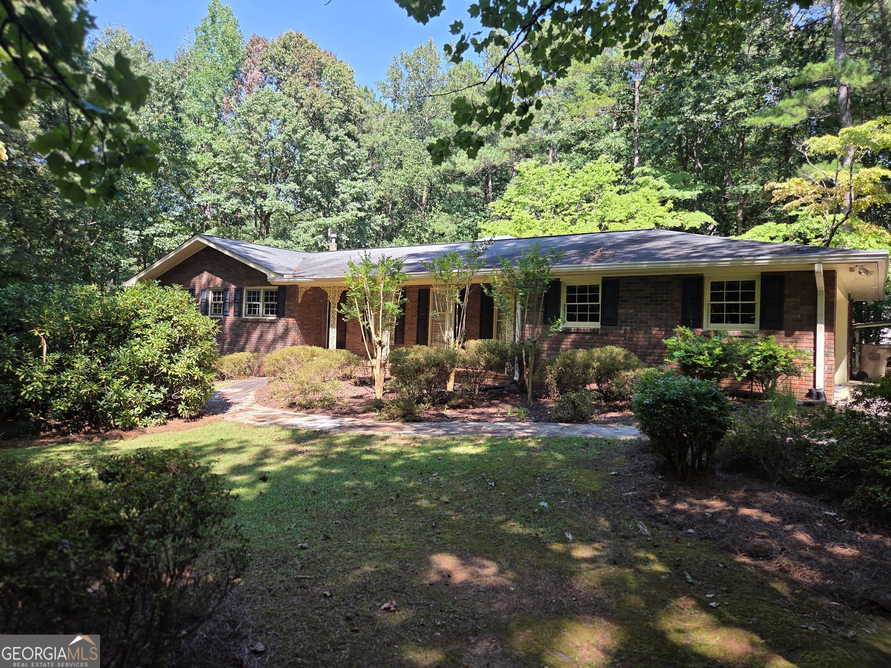 65 Cook Ln — photo