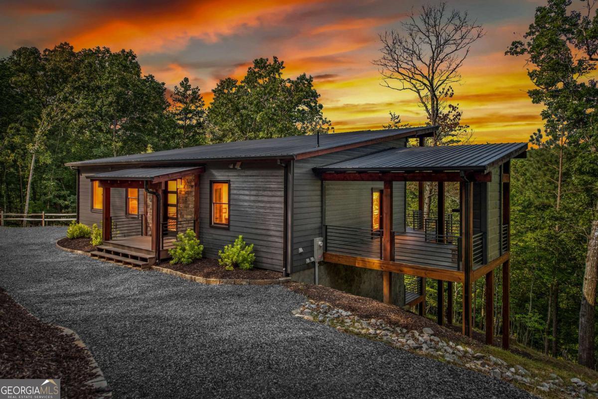 65 Wolf Creek Hts — photo