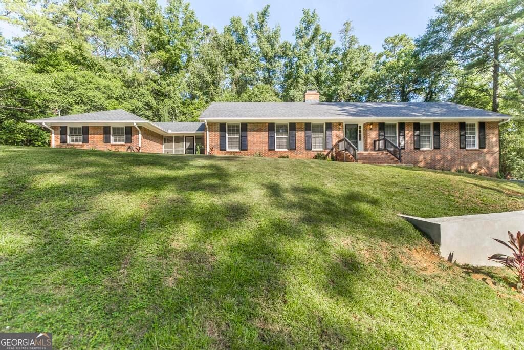 1820 Kirkwood Dr — photo