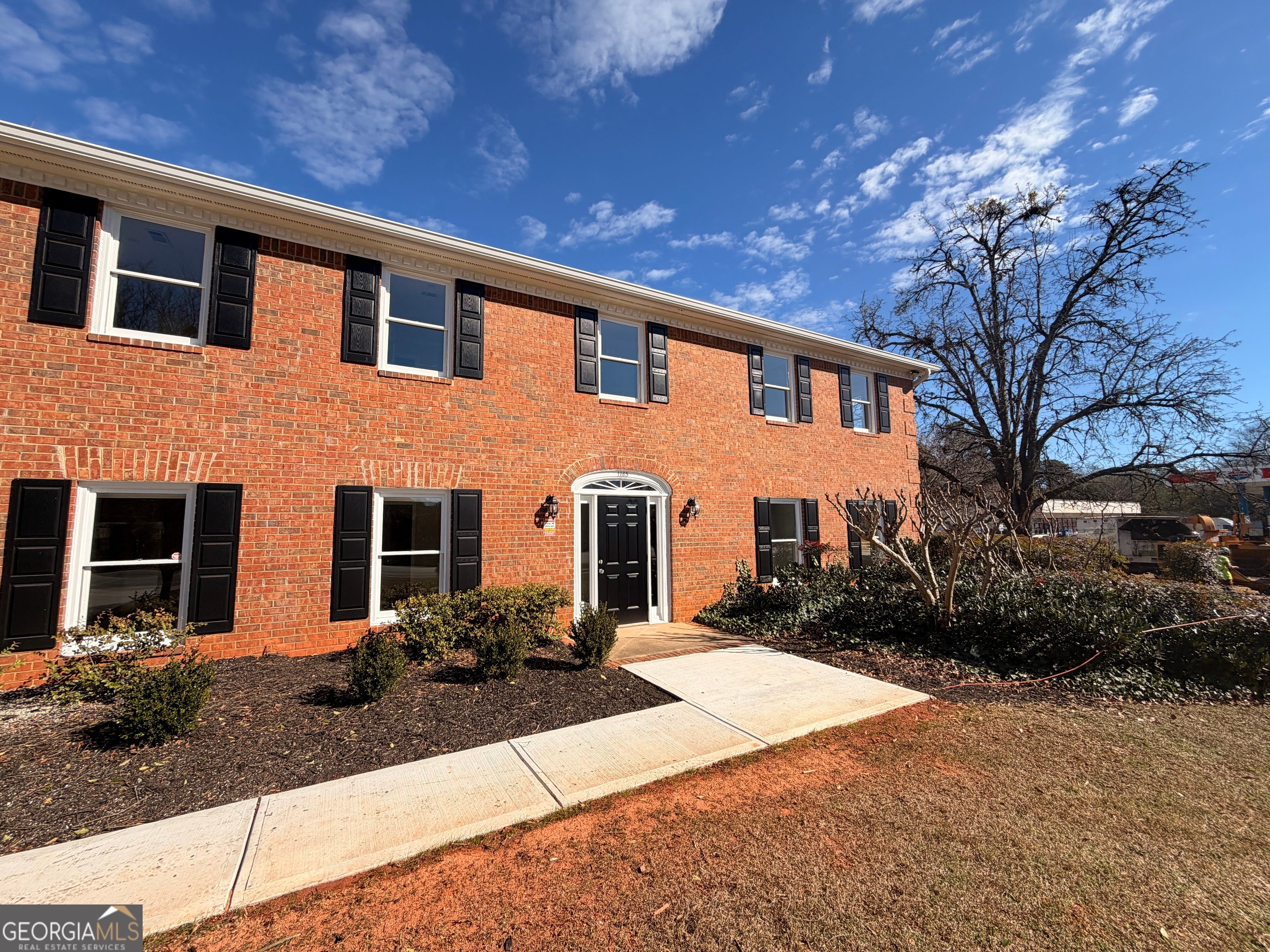 1165 Cedar Shoals Dr — photo