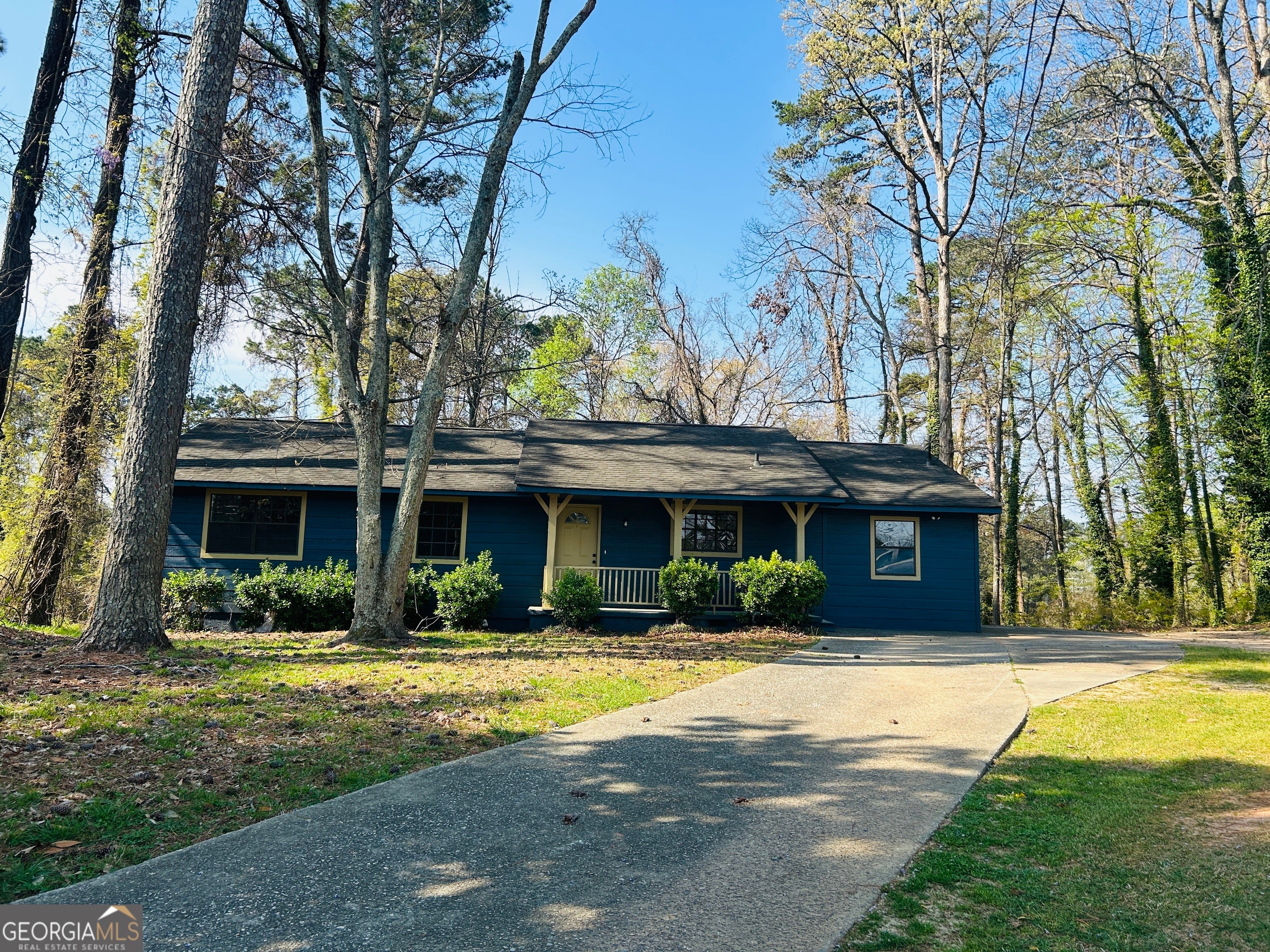 6165 Radford Dr — photo