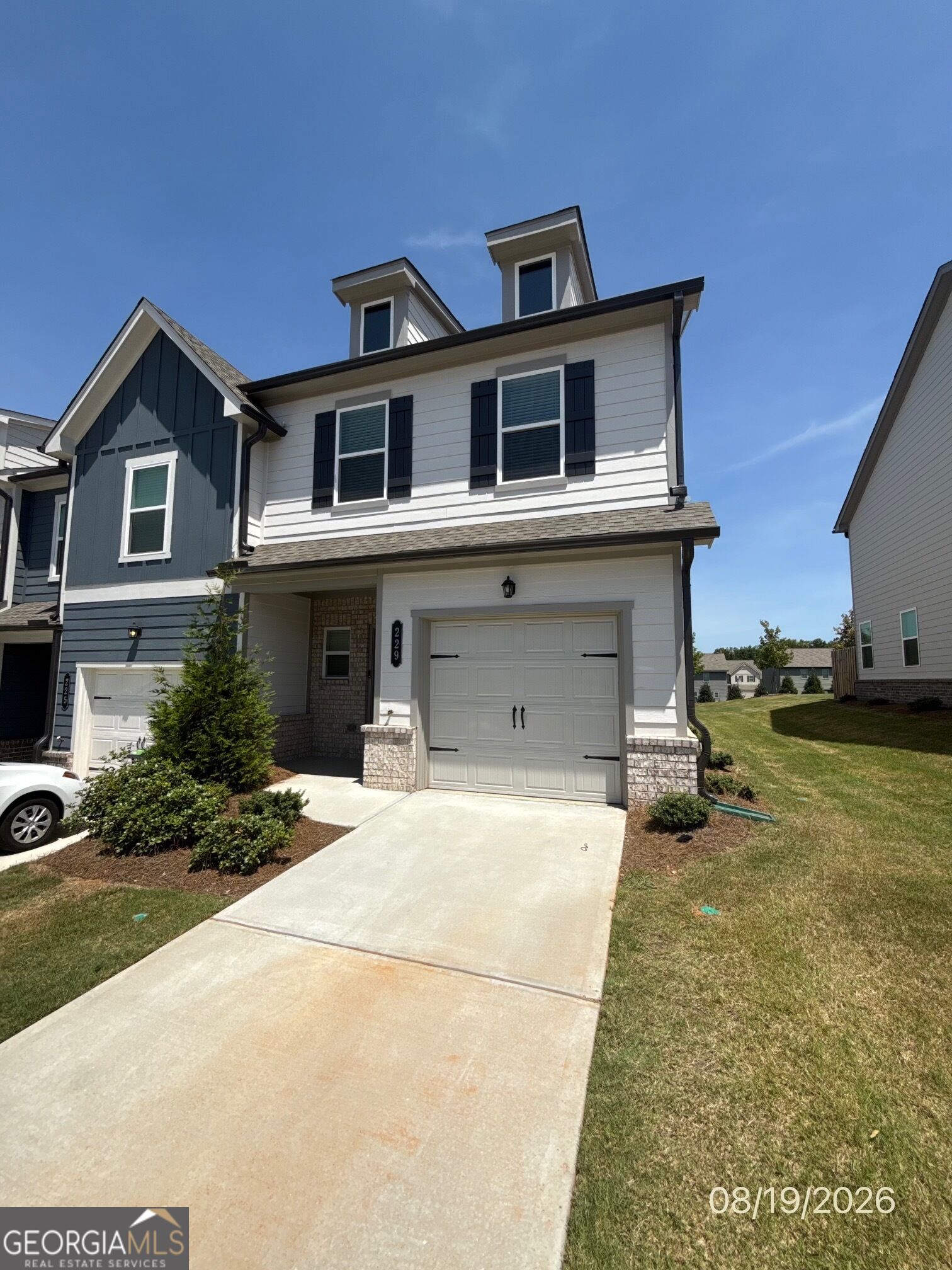 229 Kenoot Dr — photo