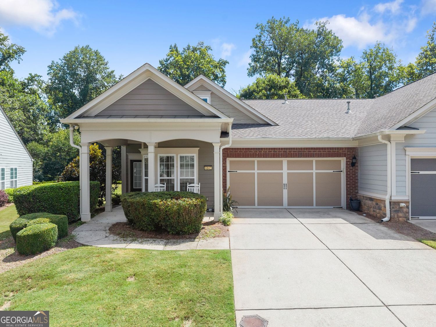 6142 Longleaf Dr — photo