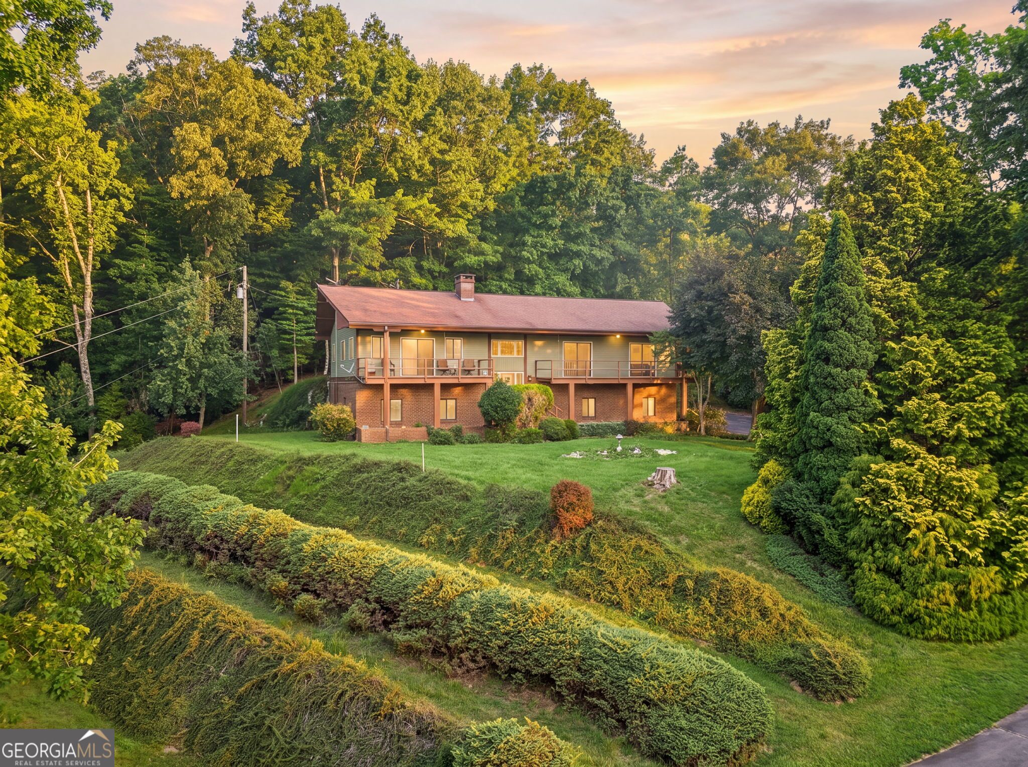 1135 Daves Creek Rd — photo