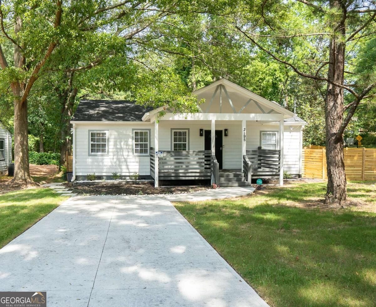 2195 Penelope St NW — photo