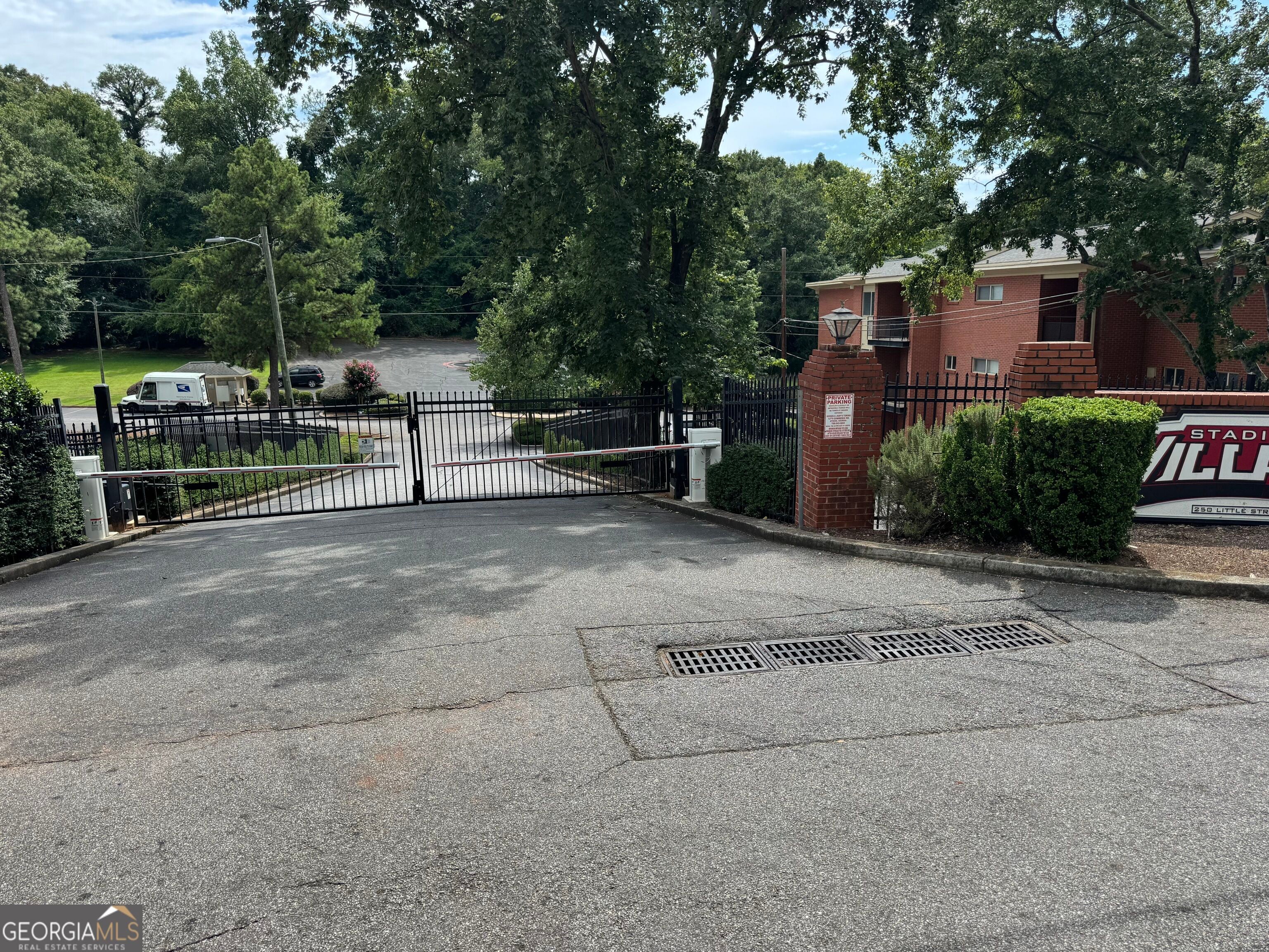 250 Little St C 303 — photo