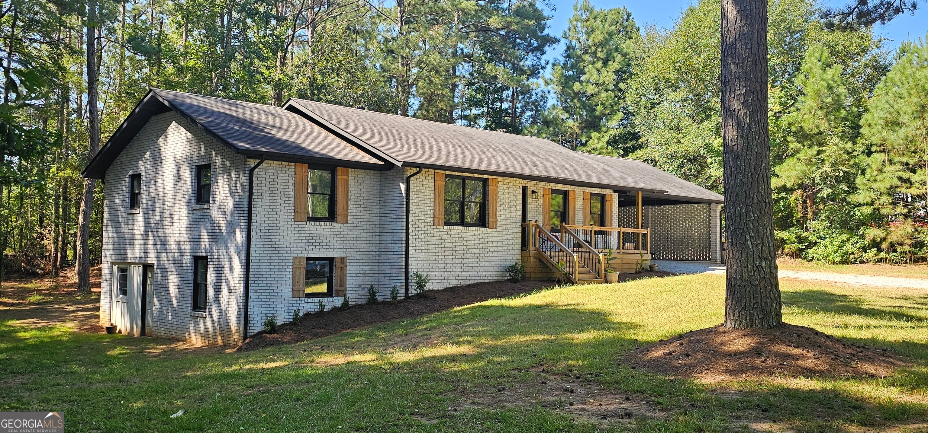 249 Gibson Rd — photo