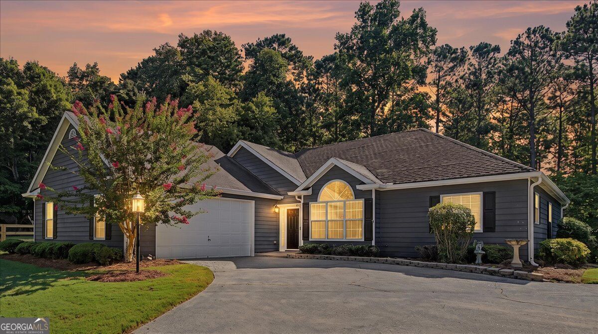 333 Allatoona Shores Dr — photo