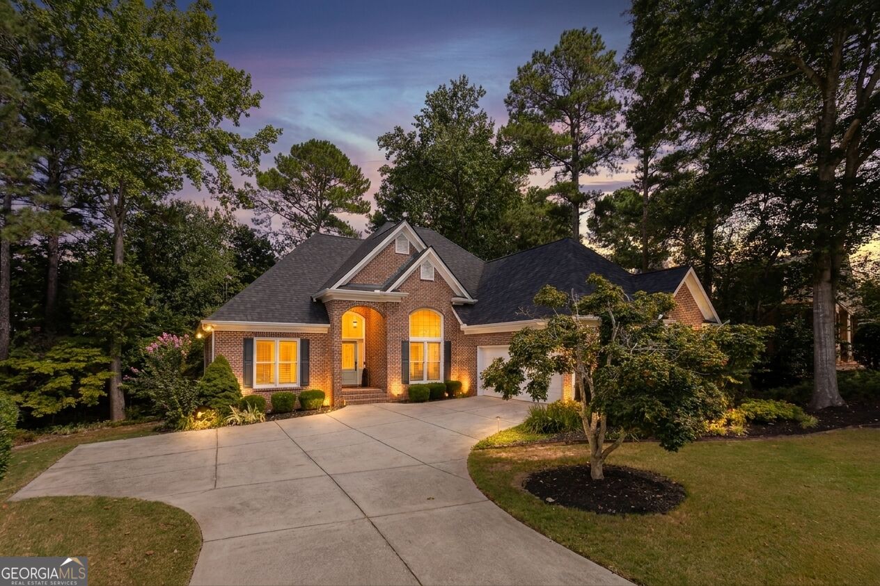 885 Rose Brook Dr — photo