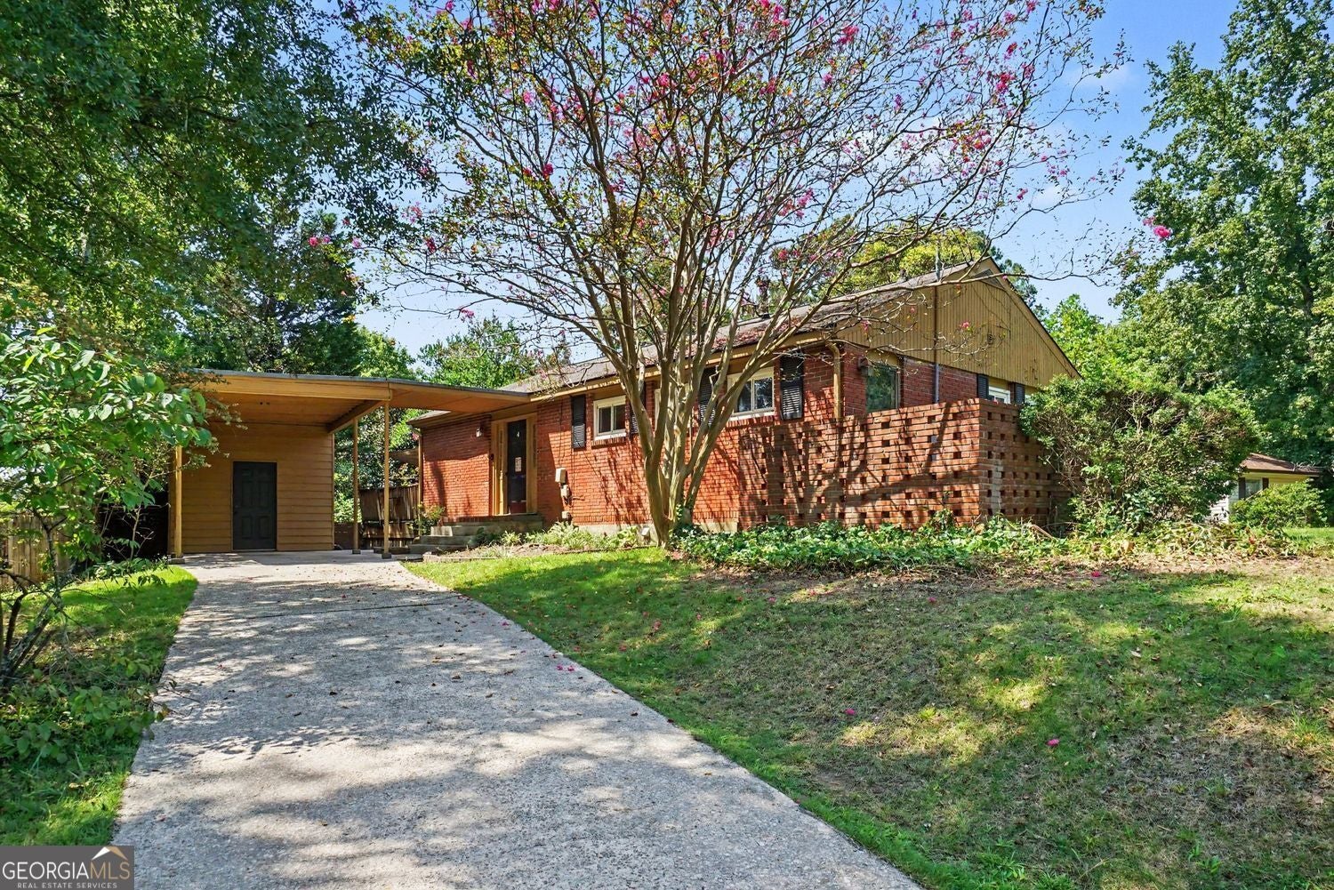 5089 Fairmont Rd SE — photo