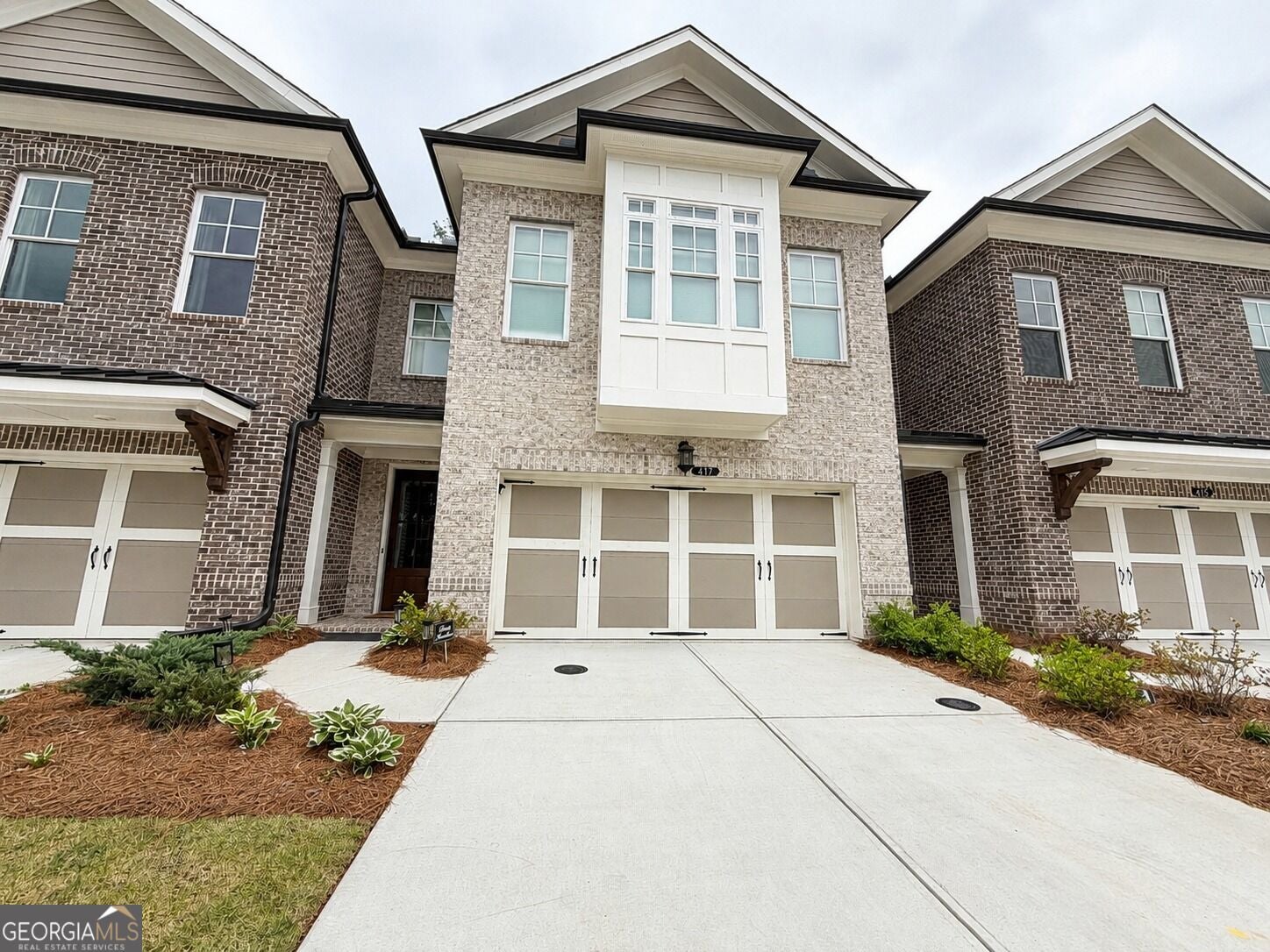 417 Duncan Dene Dr — photo