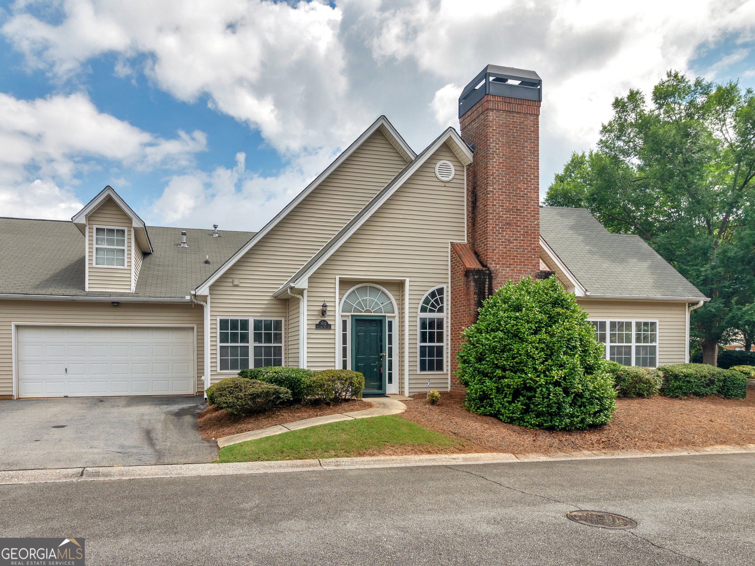 1512 Settlers Walk Ln — photo