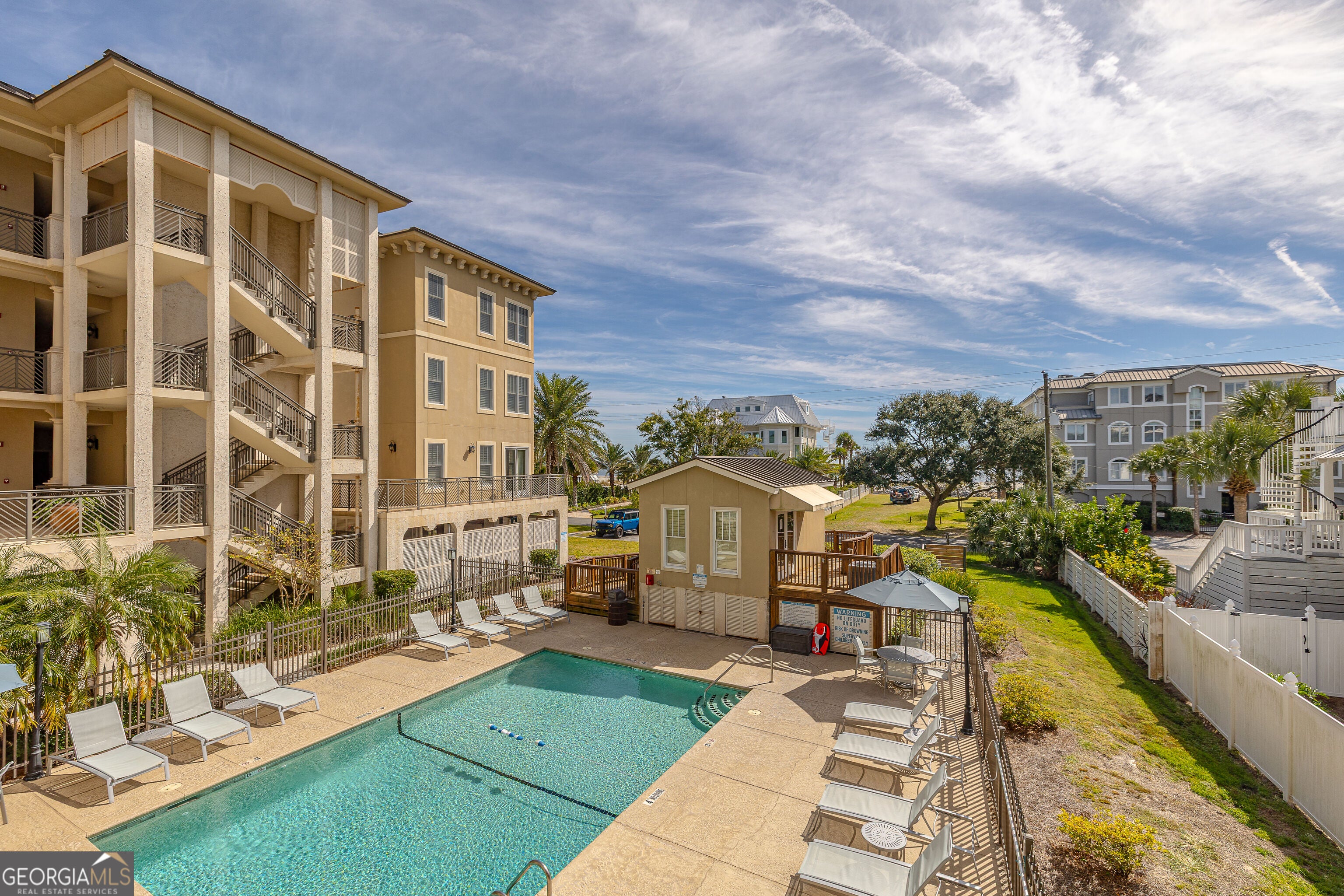 1015 Bechview Dr 108 — photo