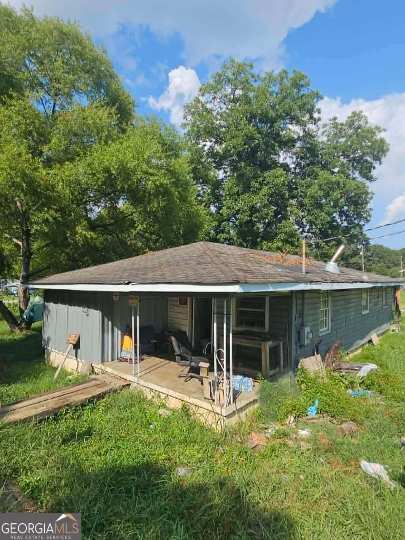 1105 Vann Dr — photo