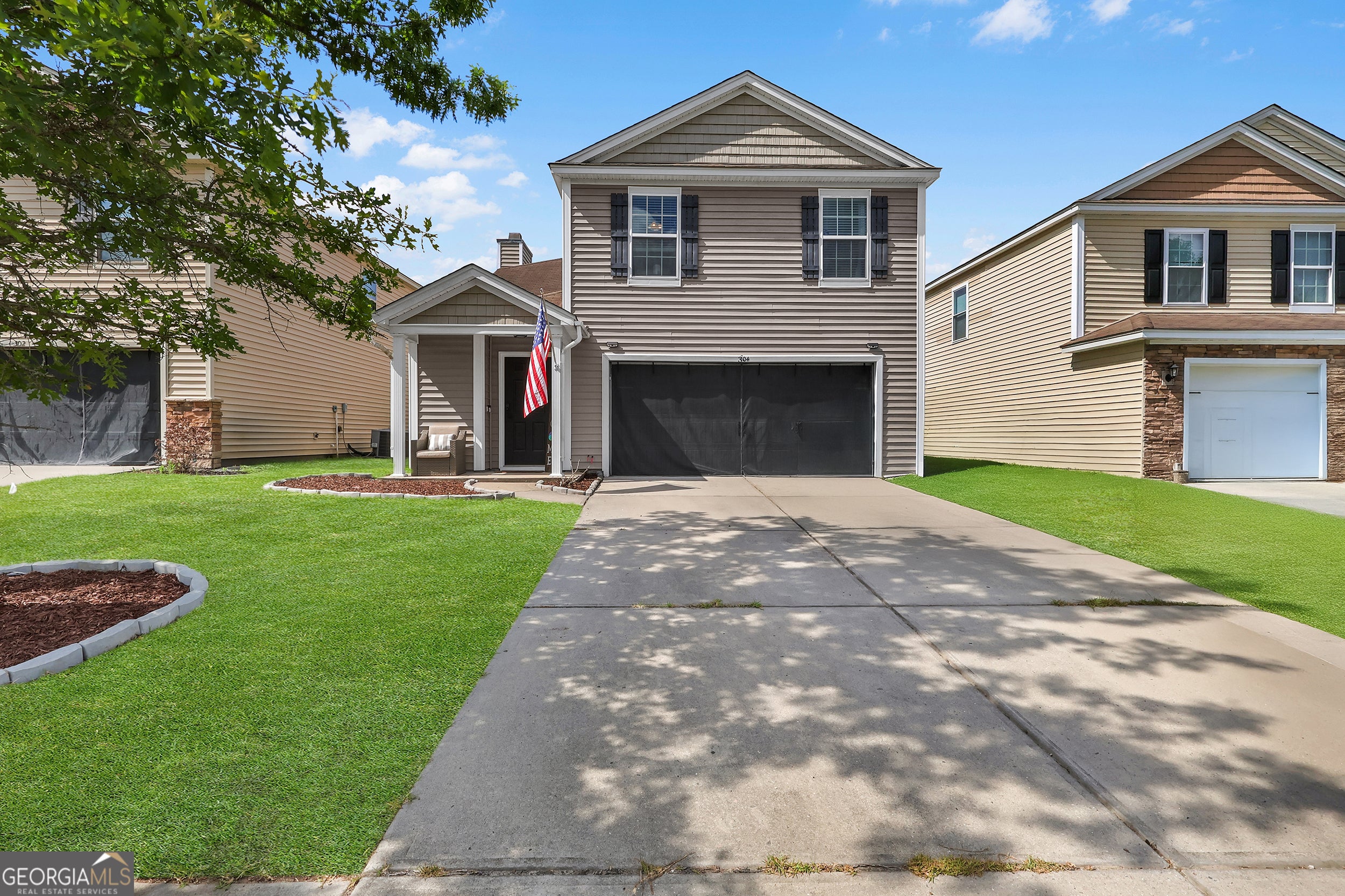 304 Connor Ct — photo