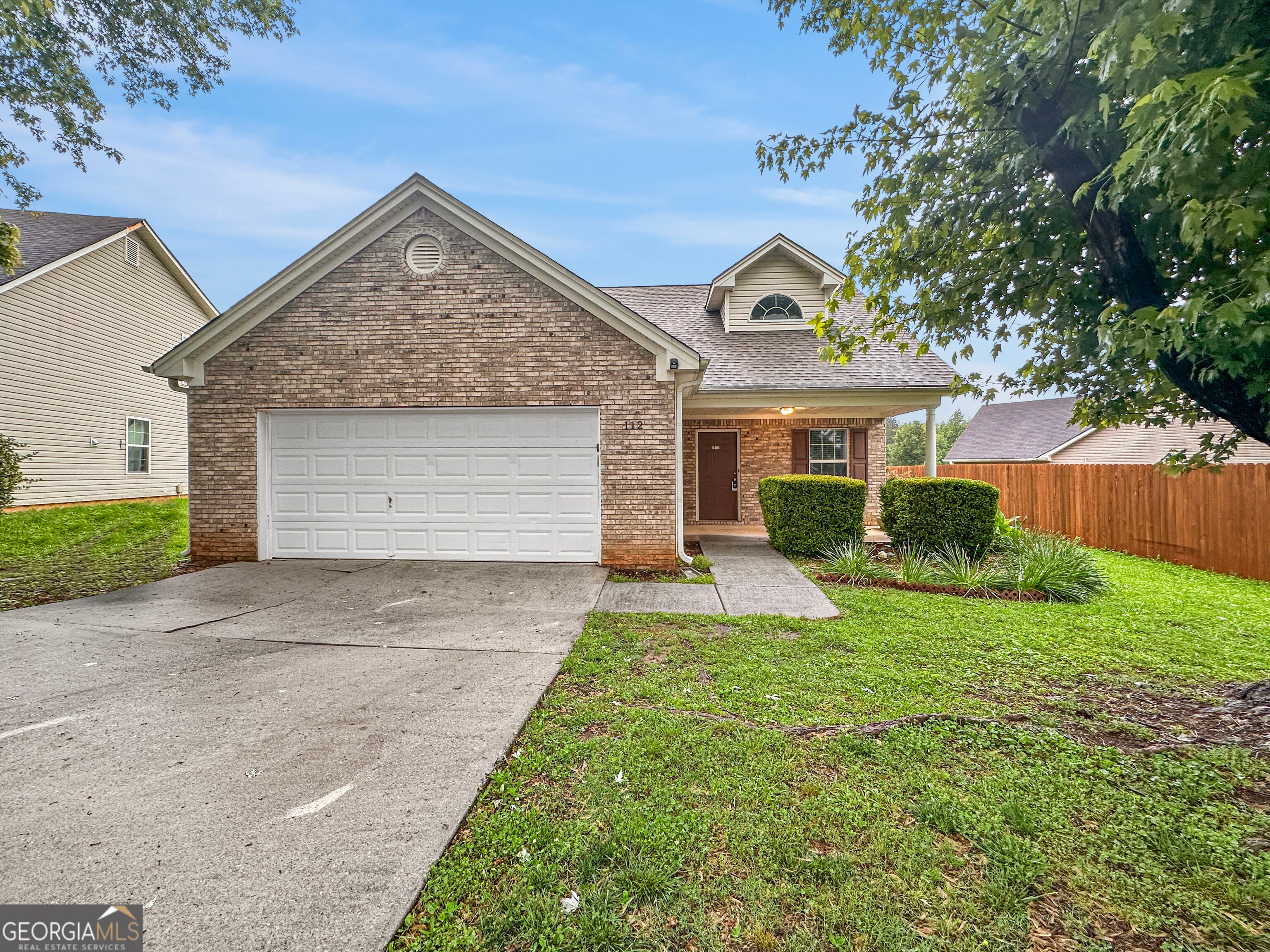 112 Tyler Way — photo