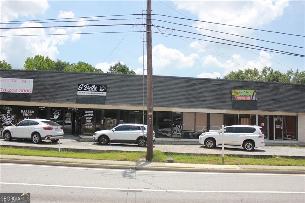 5634 Buford Hwy — photo